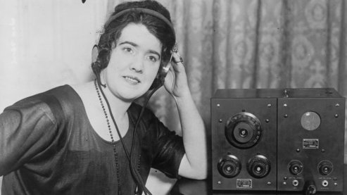 Empire woman with headset | Glossary