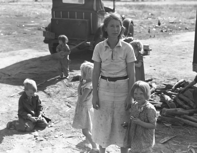 The Dust Bowl Photo Gallery Ken Burns PBS The Dust Bowl Ken   S0304 Lg 